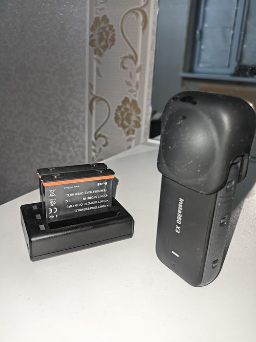 Продаю Insta 360 x3