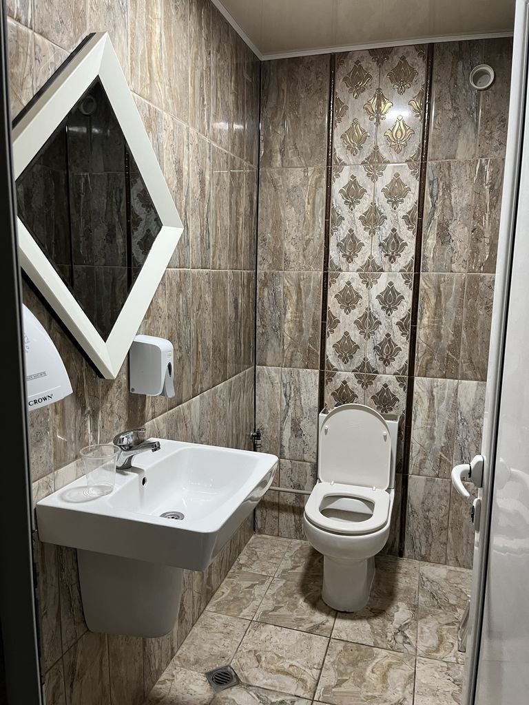 Дава се под наем Магазин в к.к. Слънчев бряг - 143 кв.м за 30000 € - Снимка #6
