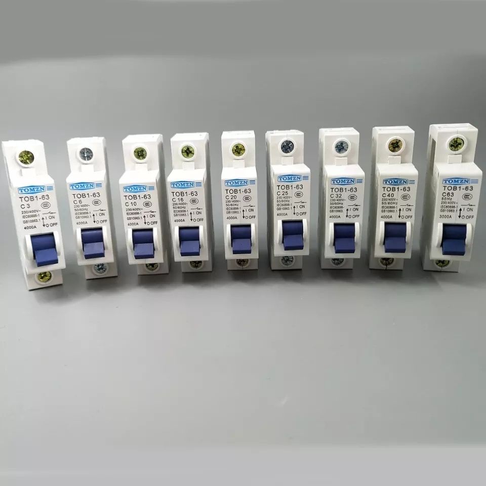 АС 1P Предпазител 10A / 16A / 20A / 25A / 32A 40A / 50A  и 63А