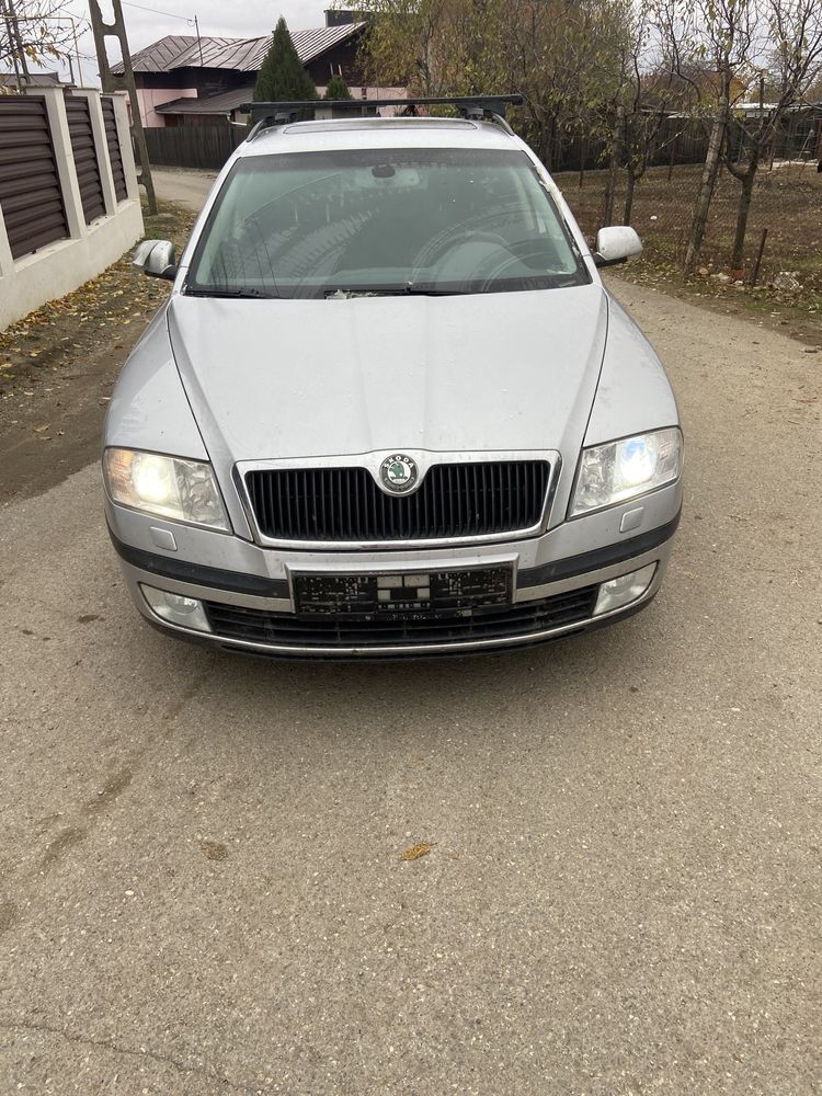 Vand caseta de directie skoda octavia 2