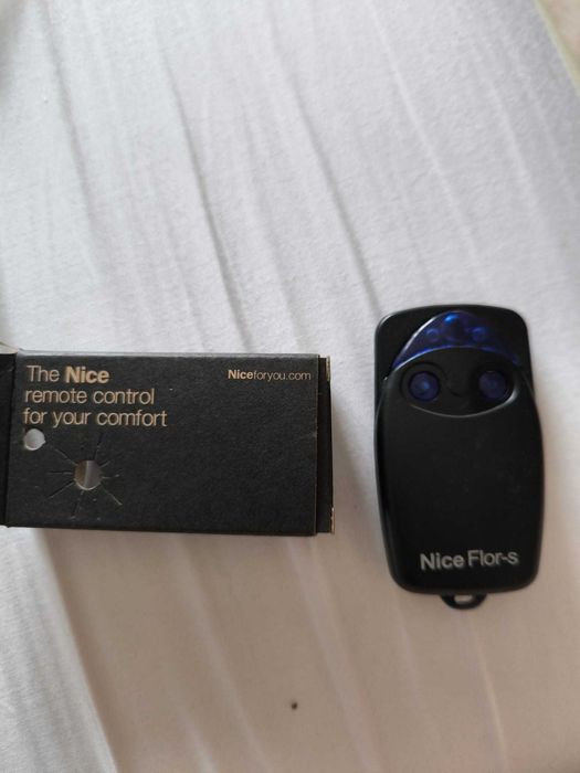 Telecomenzi Nice Flor-S, Multifrecvență, 433,92 MHz rolling code