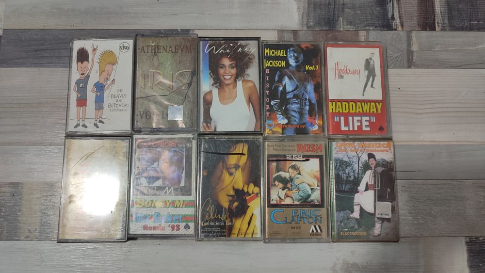 Vand colectie de casete