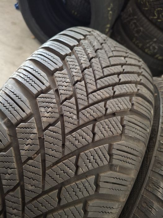 2 Anvelope de iarnă  205 55 r16  Continental