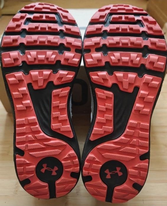 Under Armour Charged Bandit Trek marimea 44(28cm) munte iarna