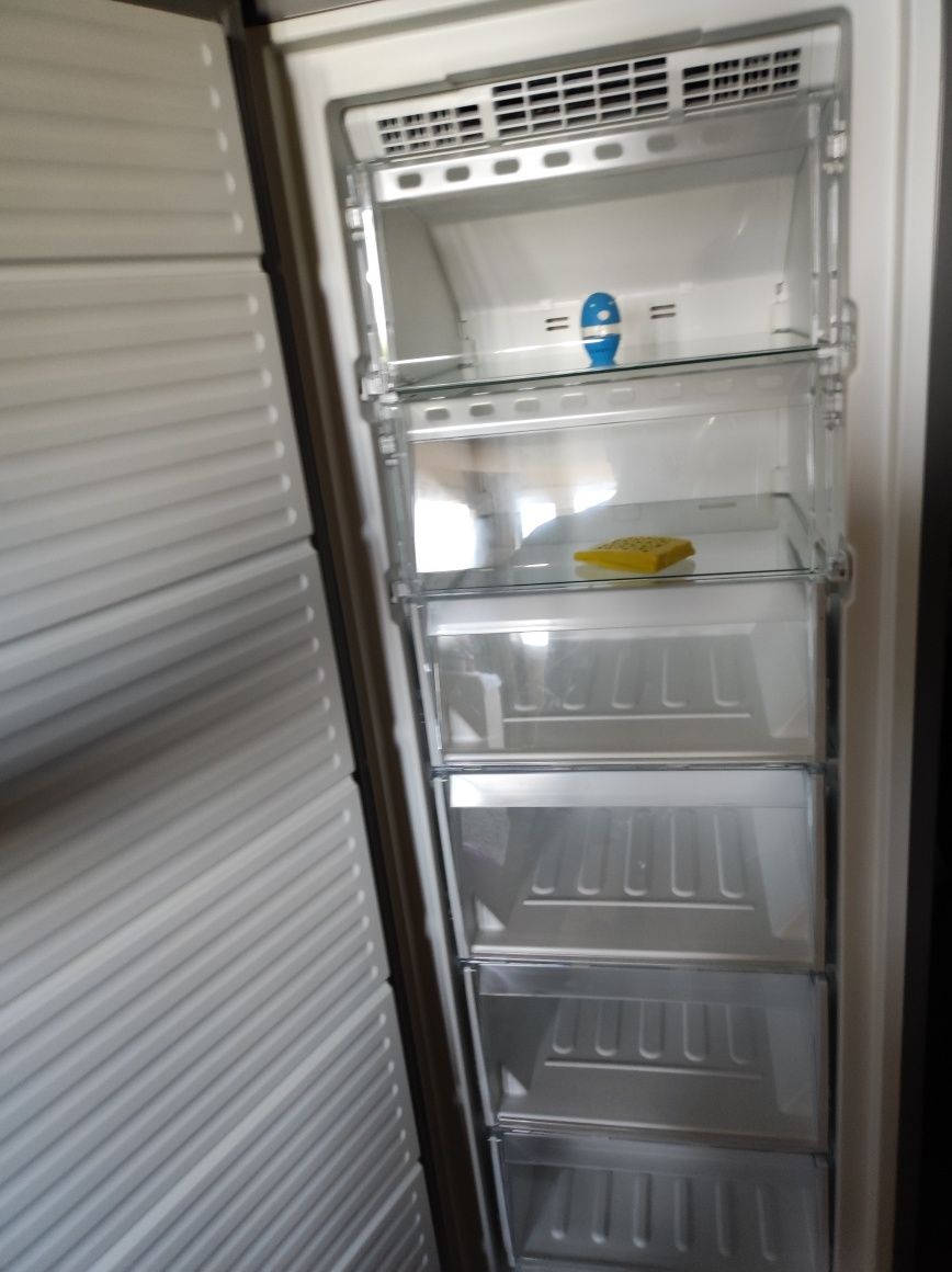 Congelator Ariston HOTPOINT 6 sertare