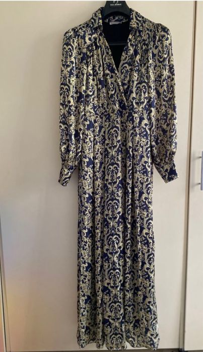 Продам платья женские