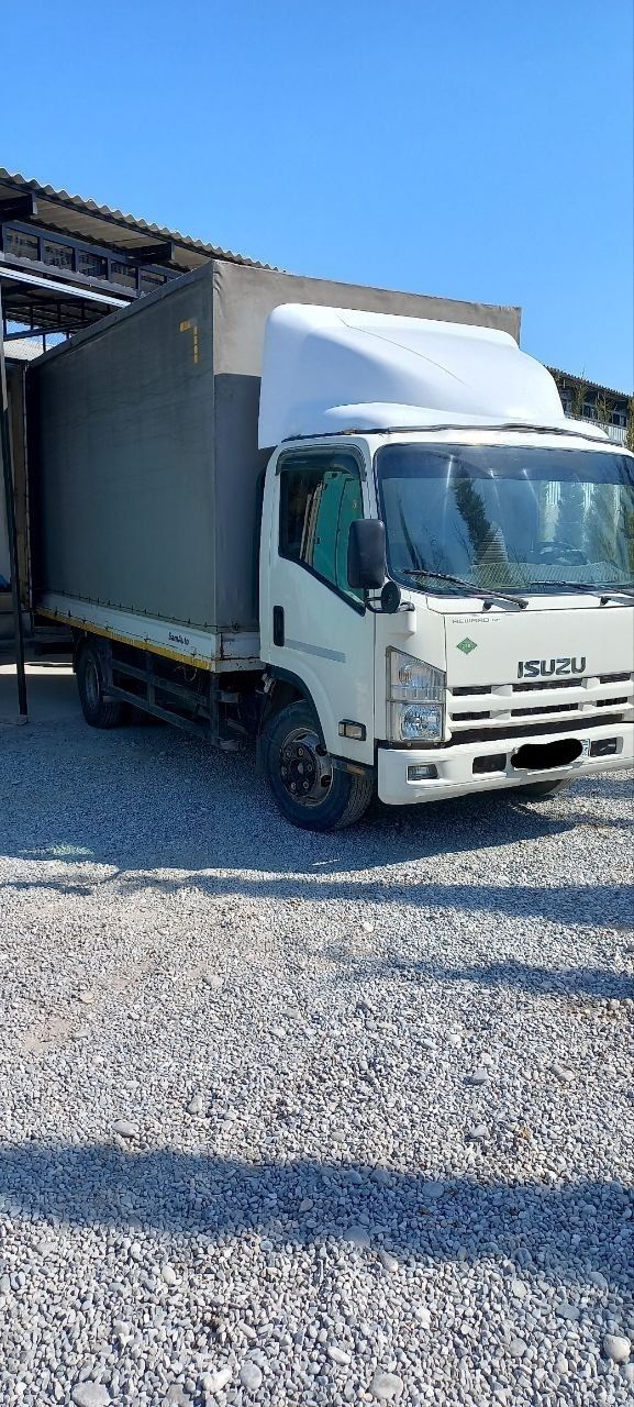 Mashing sotiladi ( Isuzu 5tonnalik )