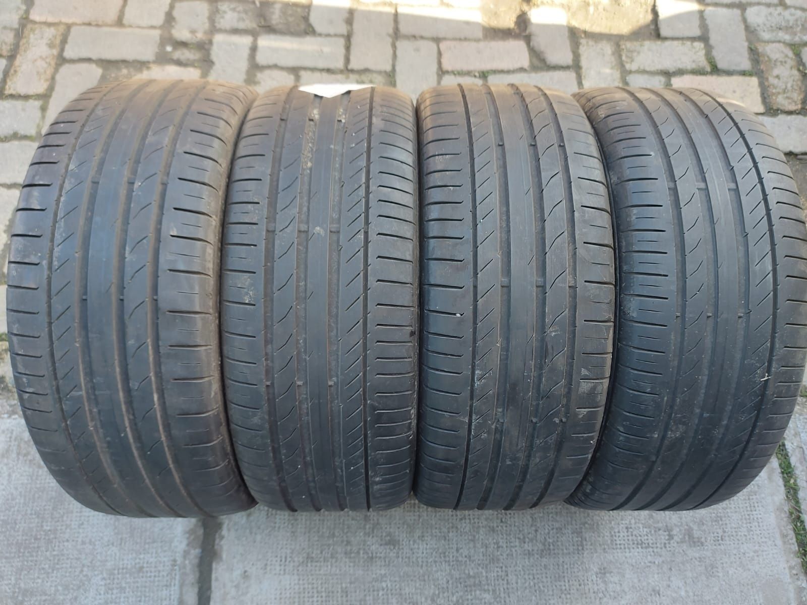 Set 4buc 245/45 R19 98W Continental vară