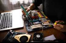 La domiciliu service pc mentenanță reparații calculatoare laptop