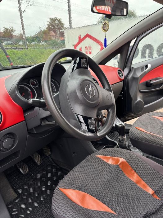 Vând Opel Corsa 1.3