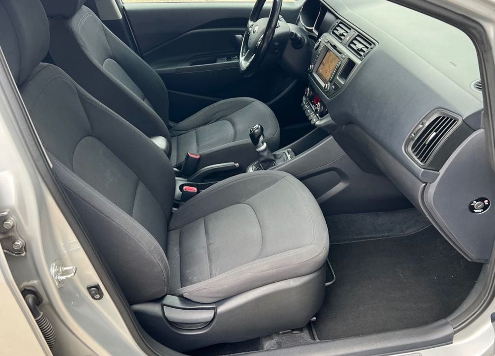 Kia rio 1.4 CRDI 2012