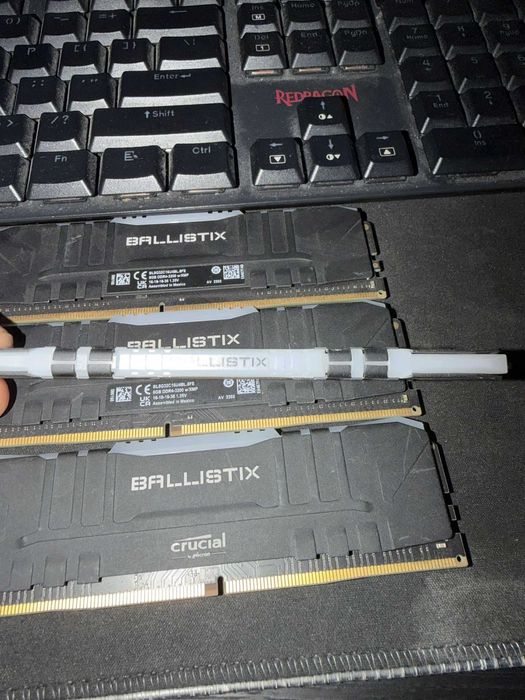 RAM Crucial Ballistix (4x8GB) DDR4 RAM памет:  DDR4-3200, CL16