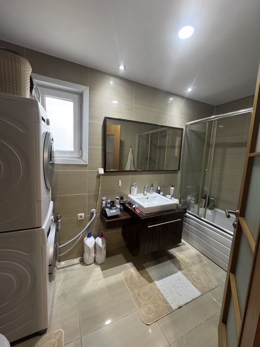 Vila Spatioasa 4 camere Cosmopolis