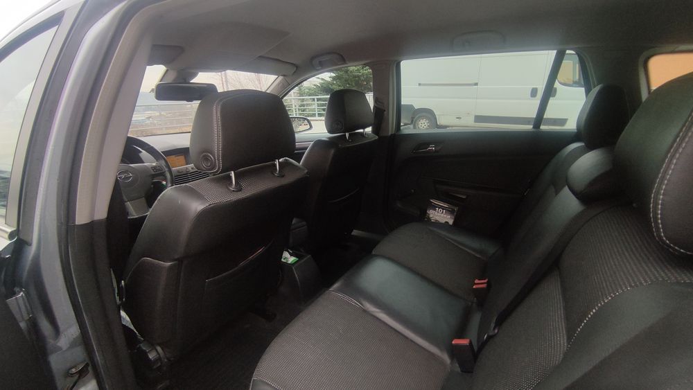 Cosmo полукожен салон Opel Astra H