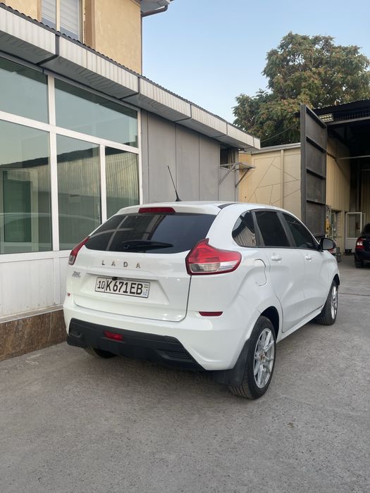 Lada xray 2019 probeg 60 ming kelishamiz narxi 8.500$ xolati yaxshiiii