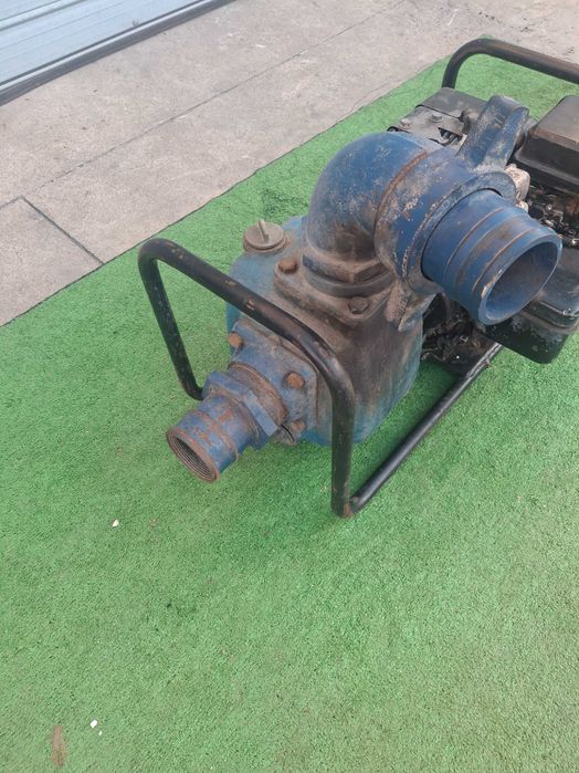 Бензинова водна помпа