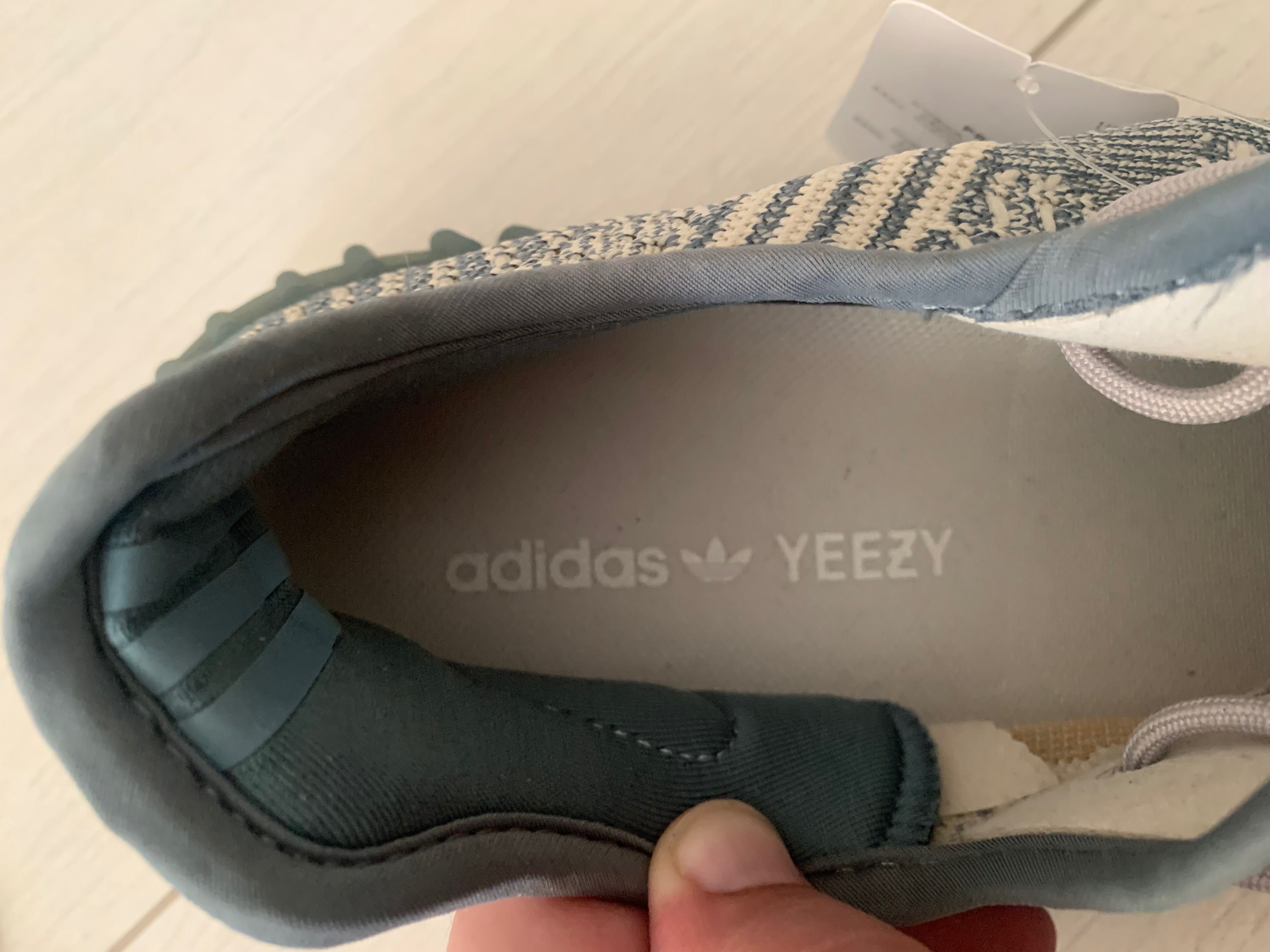 Кроссовки Adidas Yeezy