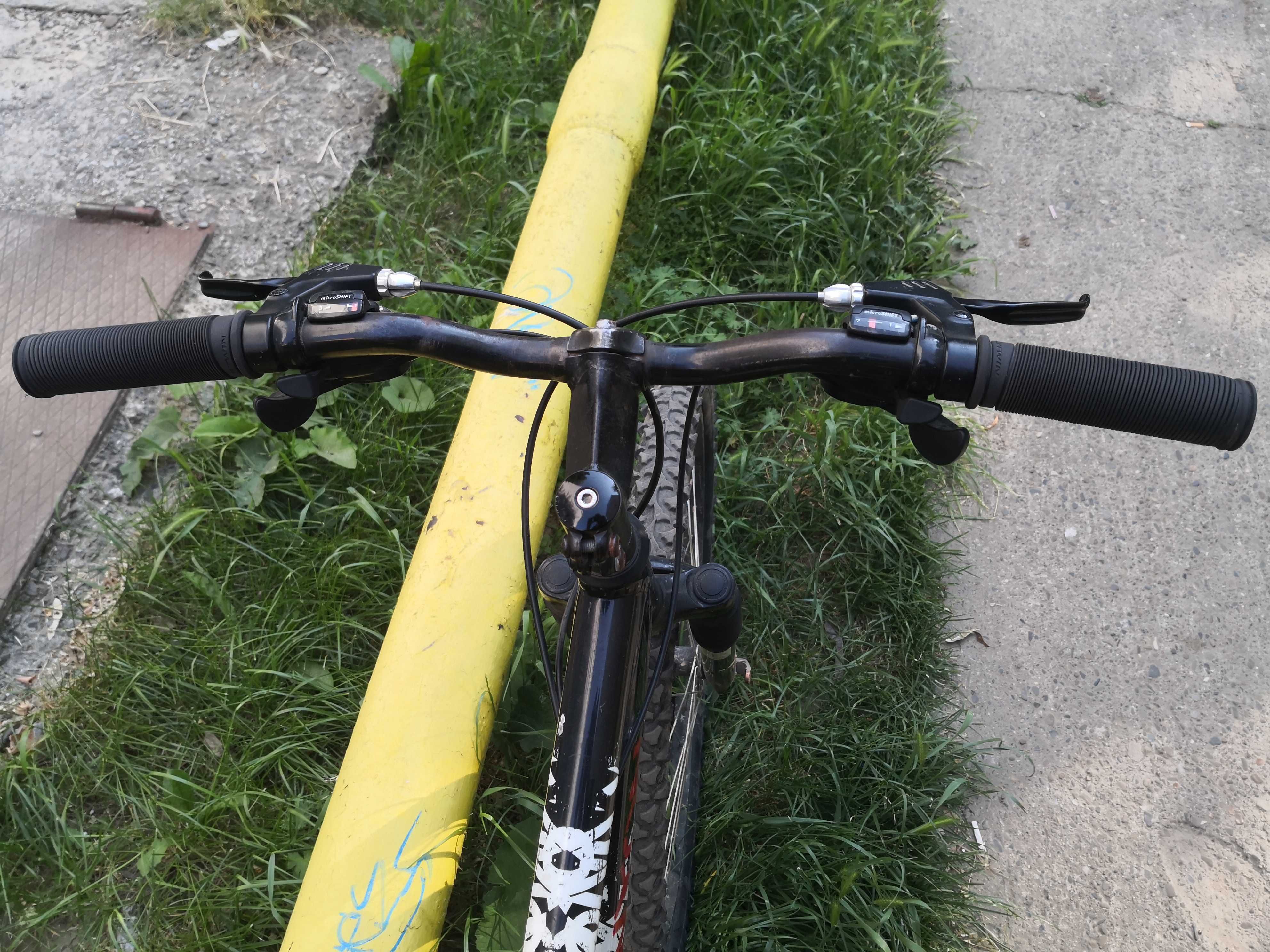 Apollo Mountain Bike