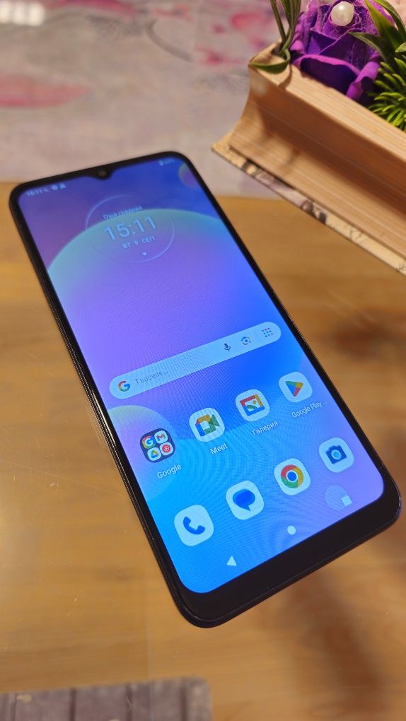 Смартфон Motorola E13