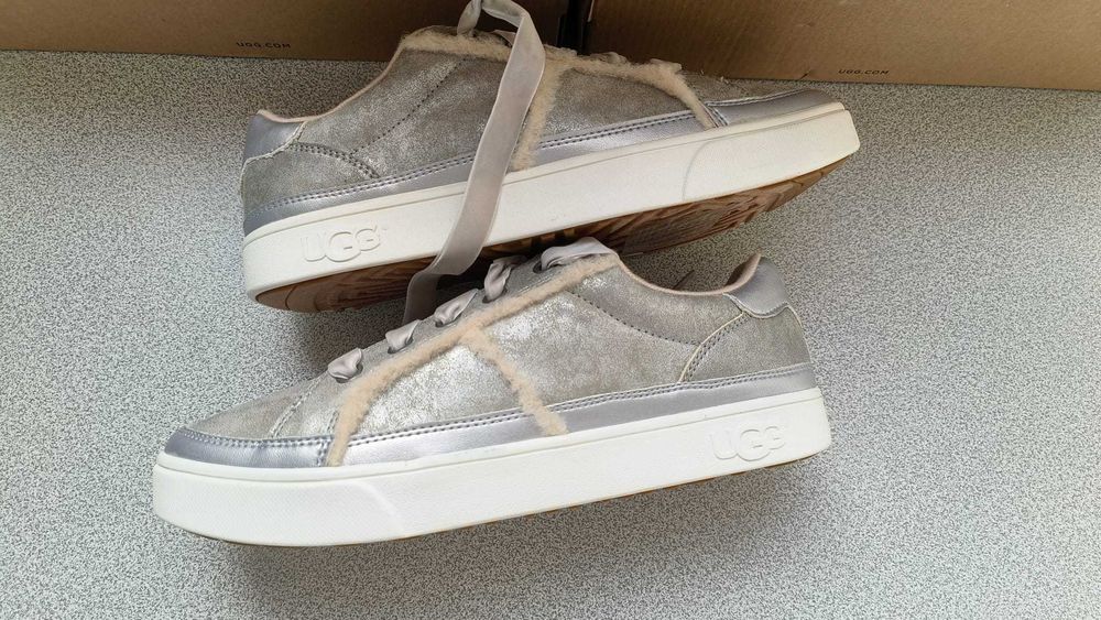 UGG Alanna - 35 si 38 - NOI - 200 lei - piele