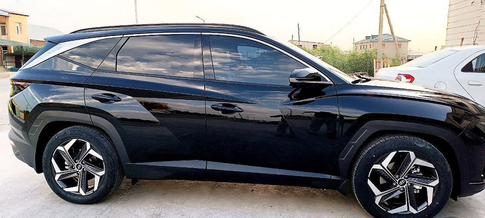 Хундай Туксон 2.5 LONG Энг охирги FULLI БАРТИР GM га