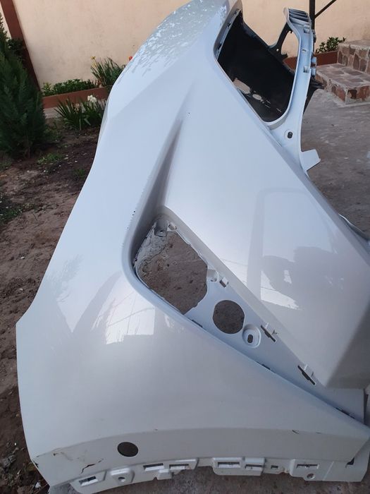 Bara fata toyota ch-r 2021