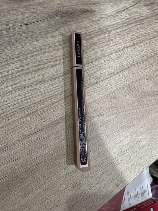 Очна линия Lancome Lash idole черна