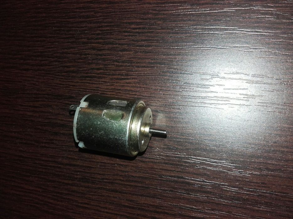 Motoras electric.trenulet jucărie