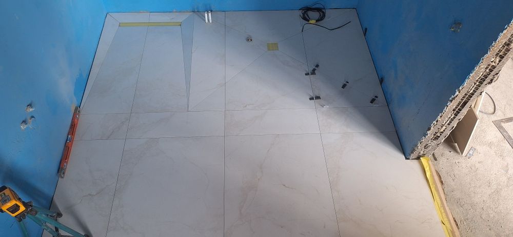 Кафелная работа от 10$..15$