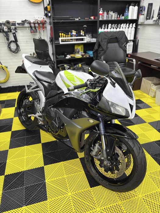 Honda CBR 600 RR