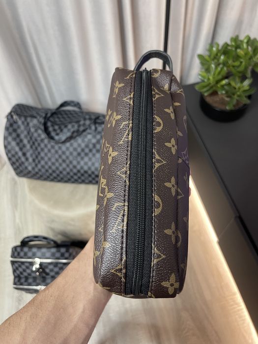 Borseta Louis Vuitton | Modele Diferite