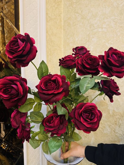 Фарфорофая ваза.