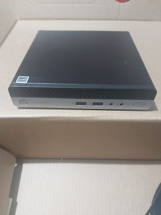 Vând mini unitate ryzen 5 pro +lcd