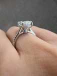 Inel Cushion cut moissanite