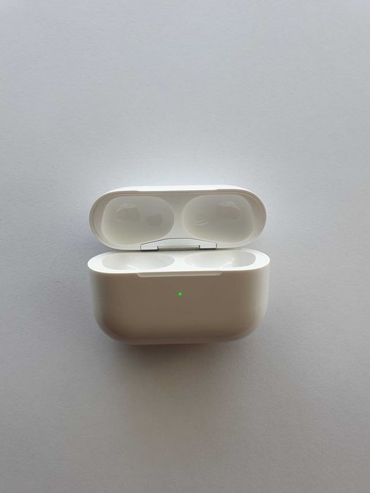 Оригинален кейс за зареждане на AirPods Pro – Charging Case
