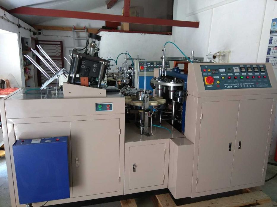 Продавам машини за производство на картонени чаши