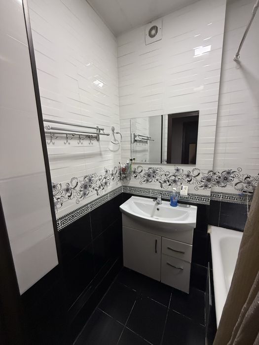 Квартира сотилади 1 хонали уйга тулов оркали келишса булади