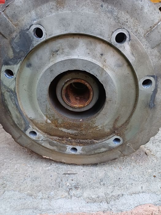 Generator  trifazat 12 kwa