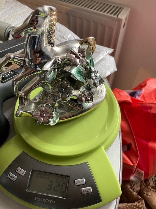 Statuieta cal placata cu argint,model deosebit !