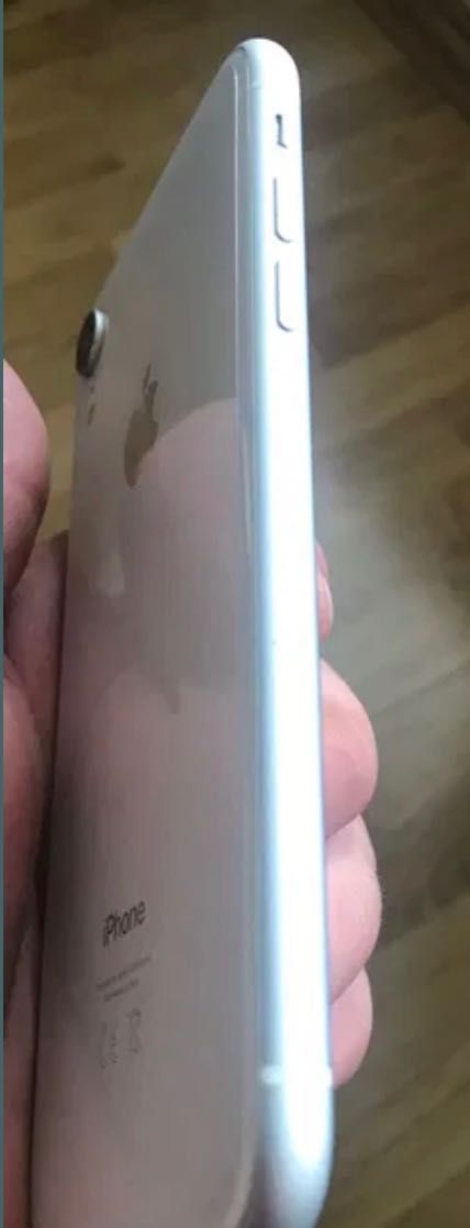 iPhone XR, 64 gb,White, 10/10+sticle protecție+carcase-NOI, tel ca NOU