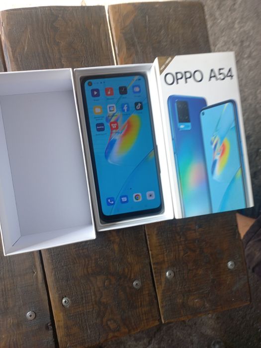 Oppo A54 почти новый