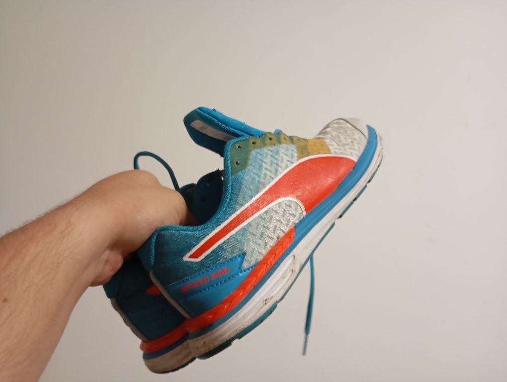 Маратонки 38 номер Puma