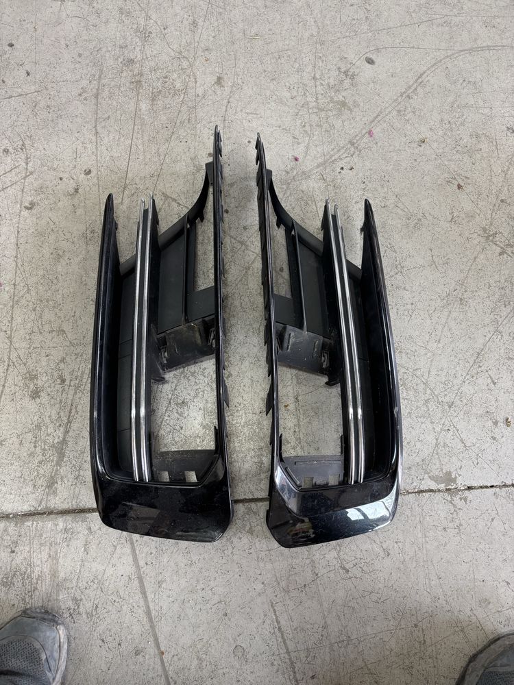 Решетки халогени за audi a8 d5 4N0807680