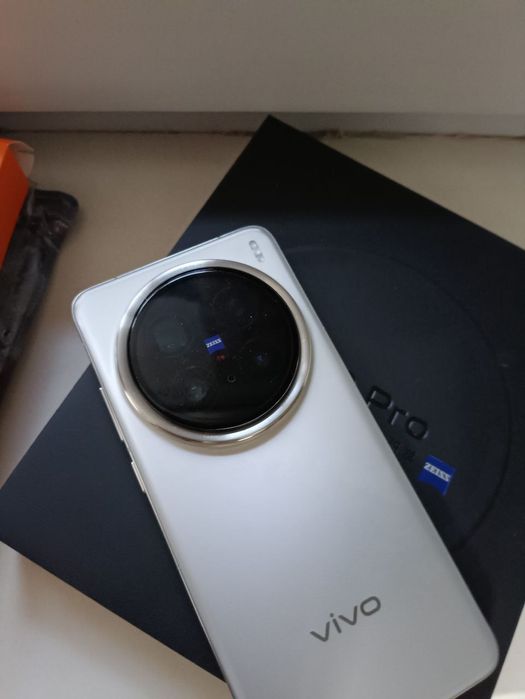 Vivo x200 pro камерофон)