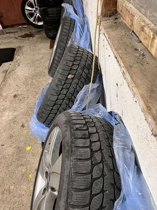 Зимни Гуми с джанти за Мерцедес