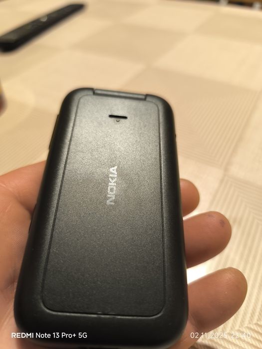 Nokia 2660 flip  4G - с капаче