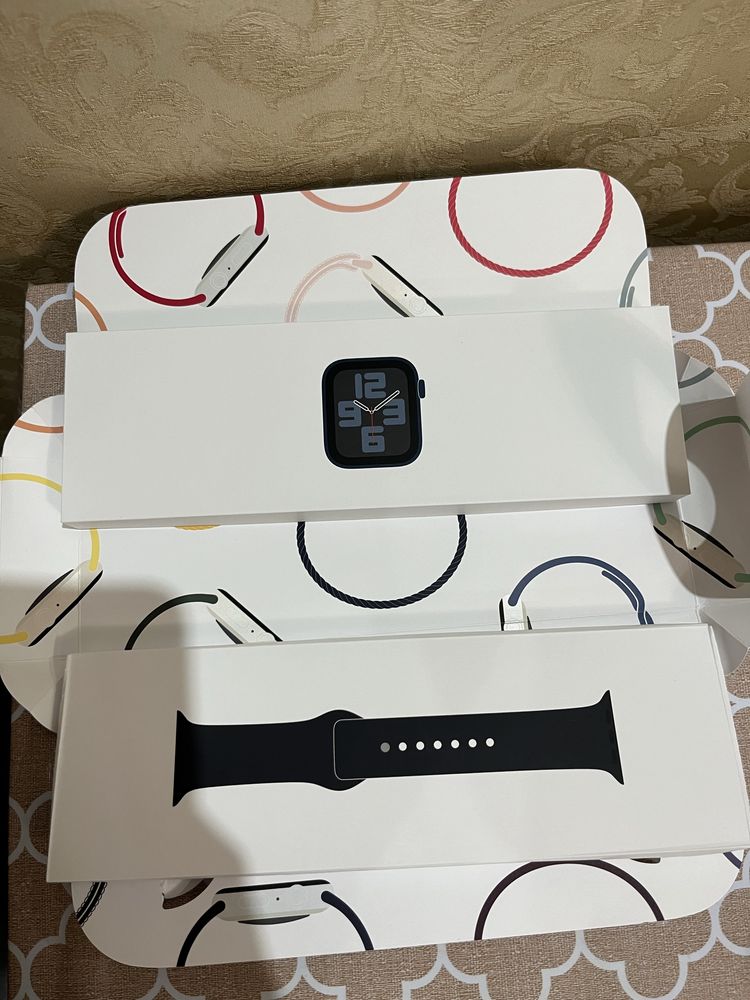 Apple Watch SE, 2 поколение ( 2 gen) - 44mm