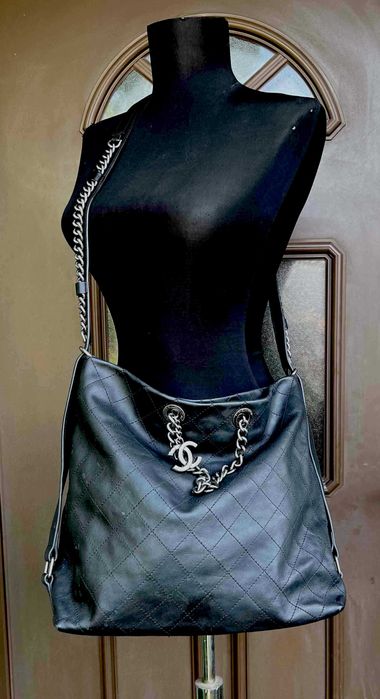 CHANEL Urban Allure Superba Geanta Piele Negru Vintage