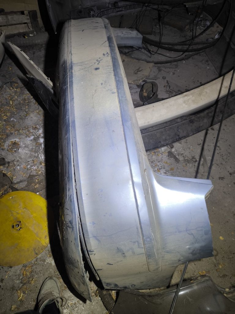 Различни цветове задна броня A3 8P 4вр