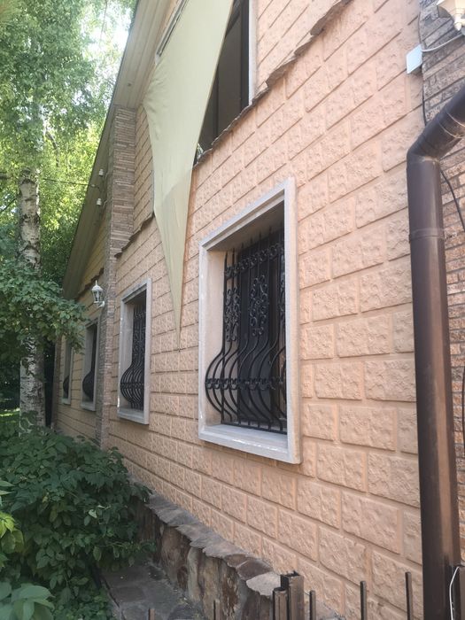 Окна пластиковые трехкамерные, очень качественные б/у недорого